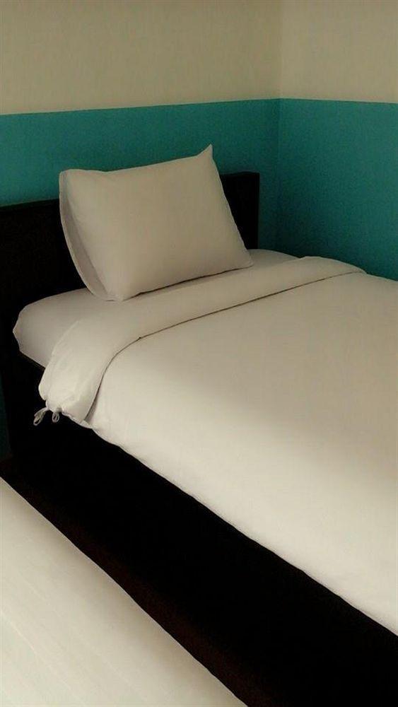 Hostellery Manila